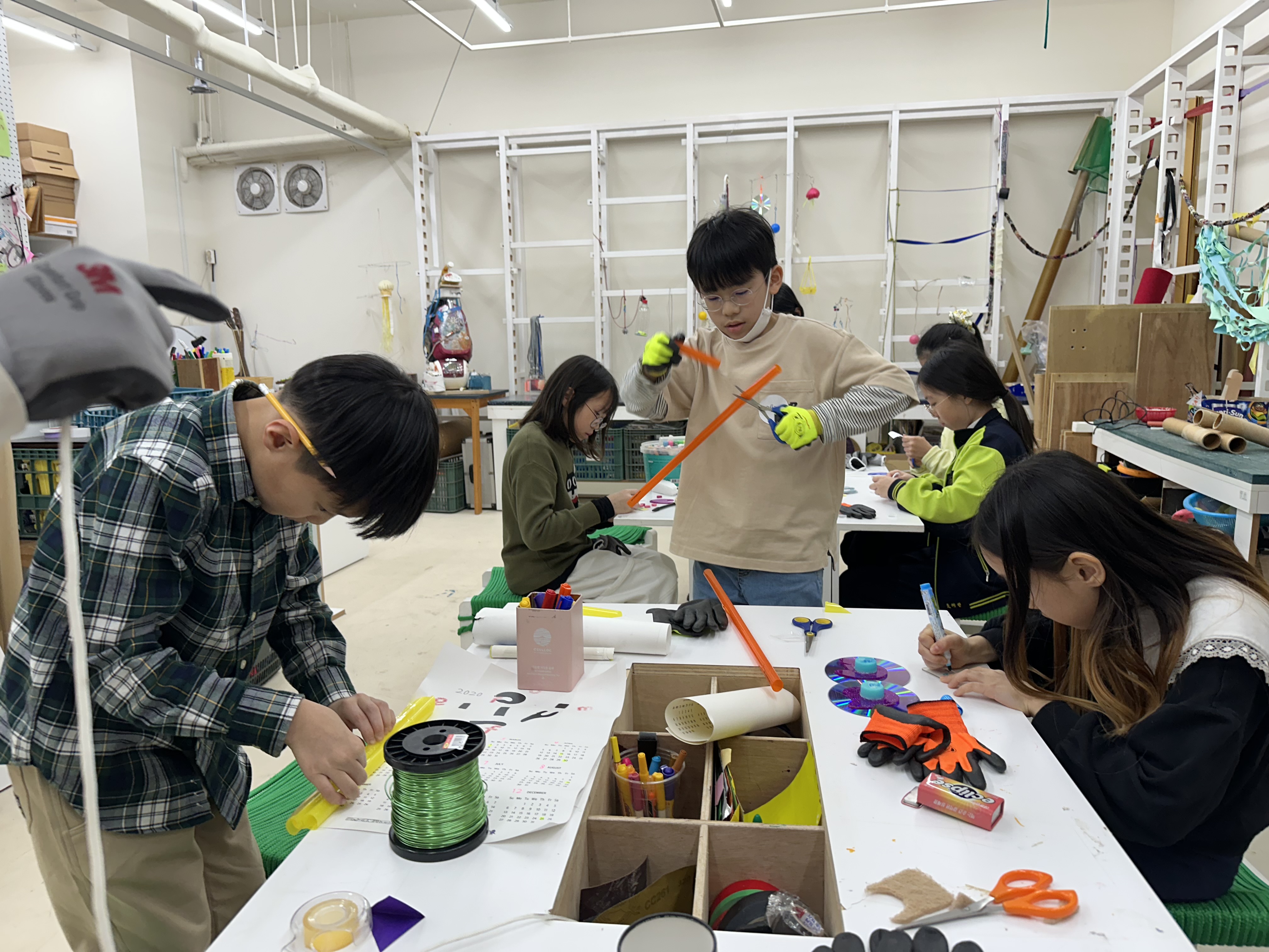 3. 함께하는작품 03-26.jpg